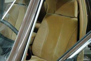 Bild 38/50 von Mercedes-Benz 280 SEL (1983)