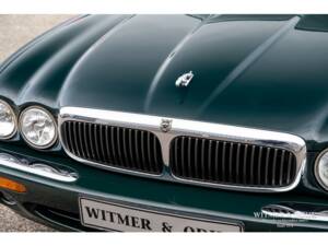 Bild 21/32 von Jaguar XJ 8 Executive (1998)