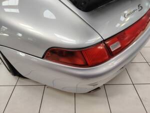 Bild 18/72 von Porsche 911 Carrera 4S (1995)