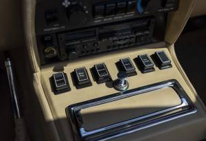 Image 24/34 of Aston Martin V8 EFi Volante (1987)