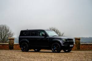 Image 43/50 de Land Rover Defender 110 V8 &quot;Bond Edition&quot; (2021)