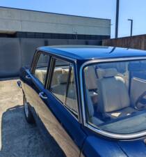 Image 15/50 of Alfa Romeo 2000 Berlina (1972)