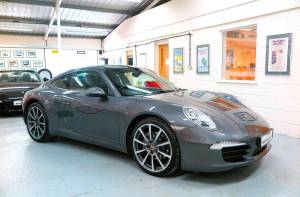Immagine 1/12 di Porsche 911 Carrera (2013)