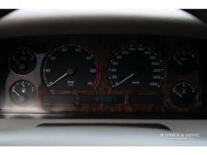 Bild 25/34 von Jaguar XJ6 3.2 Executive (1997)