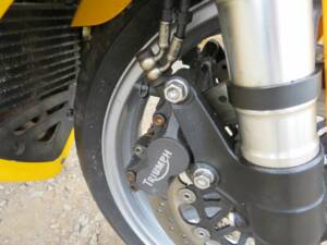 Image 28/40 of Triumph DUMMY (2006)