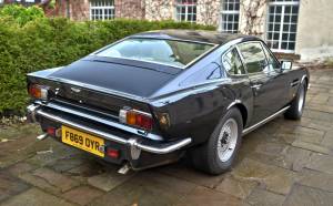 Immagine 9/50 di Aston Martin V8 EFi (1989)