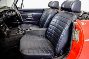 Image 4/50 de MG MGB (1973)