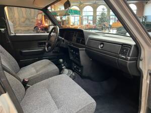 Bild 24/36 von Volvo 240 Polar (1990)