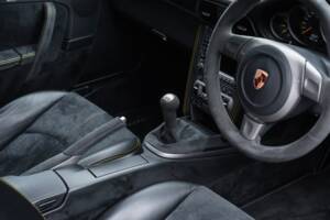 Bild 38/52 von Porsche 911 GT2 (2008)
