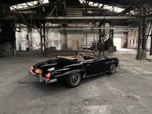 Image 4/29 de Mercedes-Benz 190 SL (1961)