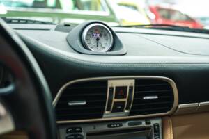 Image 20/48 of Porsche 911 Carrera 4S (2007)