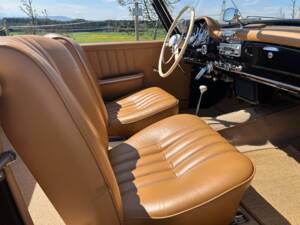 Image 17/53 of Mercedes-Benz 190 SL (1956)
