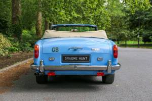 Image 17/50 of Rolls-Royce Corniche I (1977)