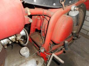 Image 13/18 of MV Agusta DUMMY (1960)