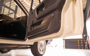Image 80/132 of Volkswagen Santana 1.8 (1985)