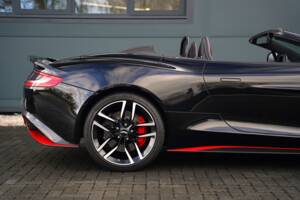 Image 23/50 of Aston Martin Vanquish S Volante (2018)