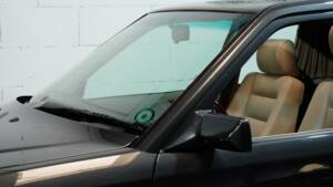 Image 17/32 de Mercedes-Benz 400 E (1991)