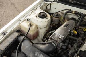 Bild 31/37 von Toyota Corolla GT (1986)