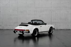 Image 10/46 de Porsche 911 Carrera 3.2 (1984)