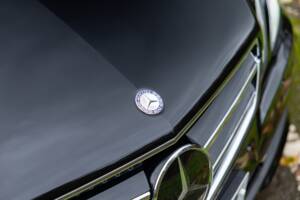 Bild 17/44 von Mercedes-Benz E 500 (2010)