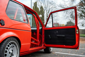 Bild 28/61 von Volkswagen Golf I GTI Pirelli 1.8 (1983)