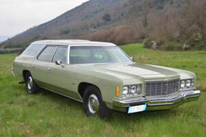 Image 1/8 of Chevrolet Impala Station Wagon (1975)