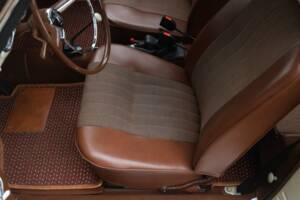 Image 40/50 of Volkswagen Karmann Ghia 1300 (1966)