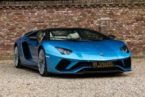Image 29/50 of Lamborghini Aventador S (2018)