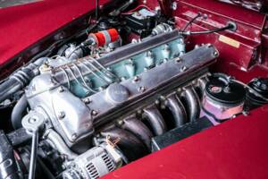 Image 24/34 of Jaguar XK 150 SE FHC (1958)