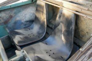Image 4/40 of Volkswagen Schwimmwagen (1943)