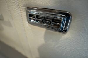 Bild 31/38 von Buick Wildcat Convertible (1969)