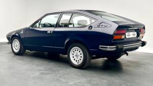 Image 3/14 of Alfa Romeo Alfetta GTV 2.0 (1979)