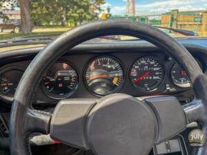 Bild 18/26 von Porsche 911 SC 3.0 (1983)