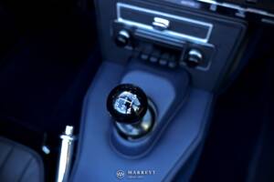 Image 49/80 de Jaguar Type E 4.2 (1966)