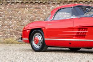 Image 25/50 of Mercedes-Benz 300 SL Roadster (1957)