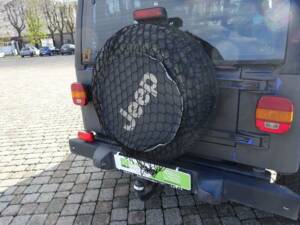 Image 17/42 of Jeep Wrangler Sport Hardtop 2.5 (1997)