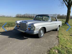 Bild 2/8 von Mercedes-Benz 220 SE b (1962)