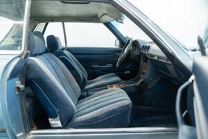 Immagine 18/41 di Mercedes-Benz 450 SLC (1972)
