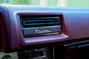 Bild 141/200 von Cadillac Coupe DeVille (1968)