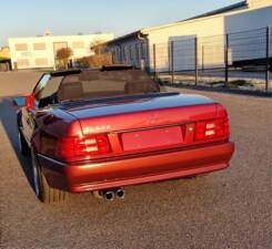 Imagen 4/7 de Mercedes-Benz 500 SL (1991)