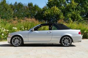 Immagine 8/50 di BMW 320Ci (2001)