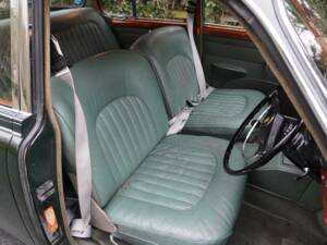 Imagen 10/18 de Jaguar Mk II 2.4 (1967)