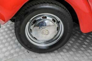 Bild 22/50 von Volkswagen Käfer 1303 LS (1974)
