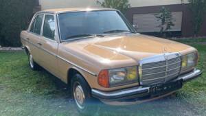 Bild 1/52 von Mercedes-Benz 280 (1976)
