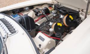 Image 5/50 of Volvo 1800 S (1966)