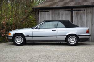 Image 5/46 of BMW 320i (1995)