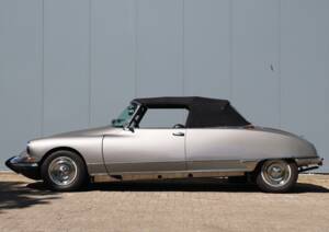 Bild 24/39 von Citroën DS 21 Chapron (1966)