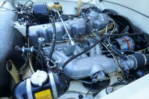 Image 24/50 of Mercedes-Benz 250 SL (1967)