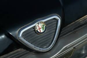 Image 22/50 of Alfa Romeo 75 2.0 Twin Spark (1990)