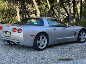 Image 81/191 of Chevrolet Corvette (1999)